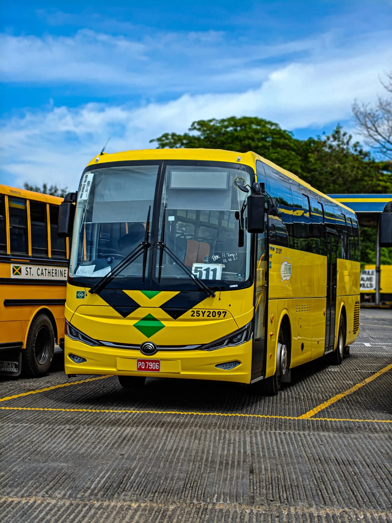 Yutong C12
